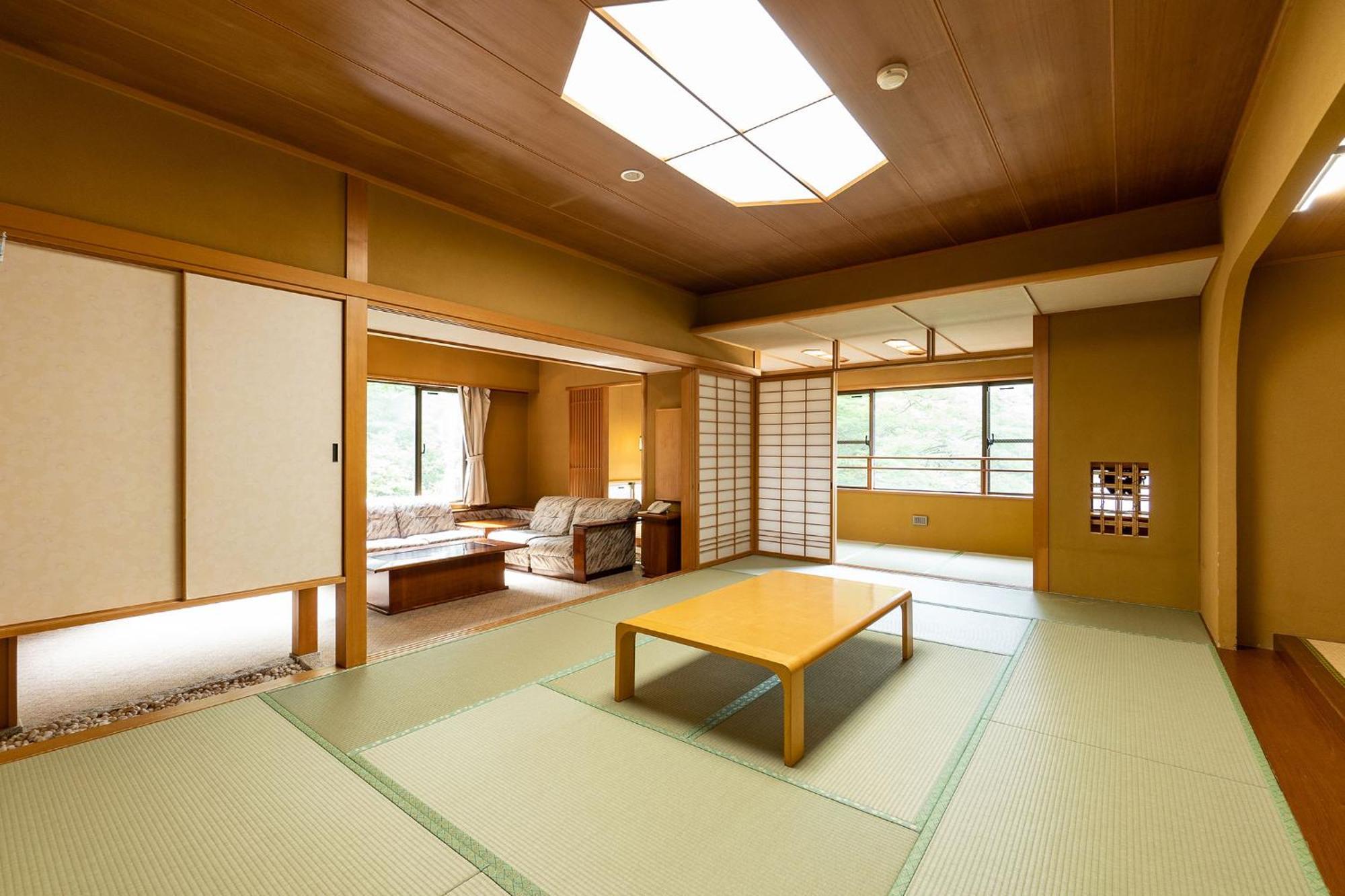 Отель Ooedo Onsen Monogatari Kounkaku Osaki  Экстерьер фото